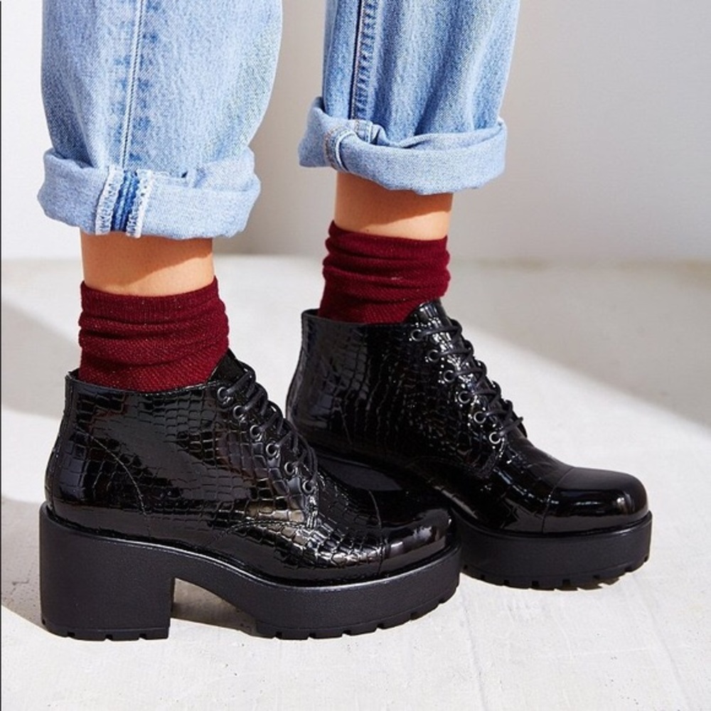 🖤Vagabond Patent Leather Dioon Bootie 🖤